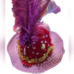 `RH25747 Vintage Decorative Bra Hat